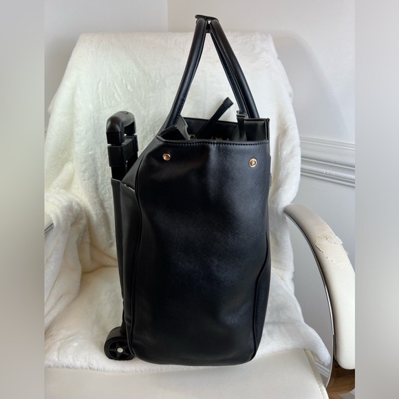 Toss Designs Sonoma Rolling Tote Bag - Picture 8 of 11